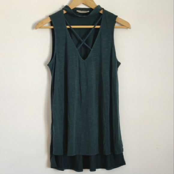 FINAL SALE 🆕🌿CRISS CROSS HALTER TOP🌿 - Picture 6 of 9